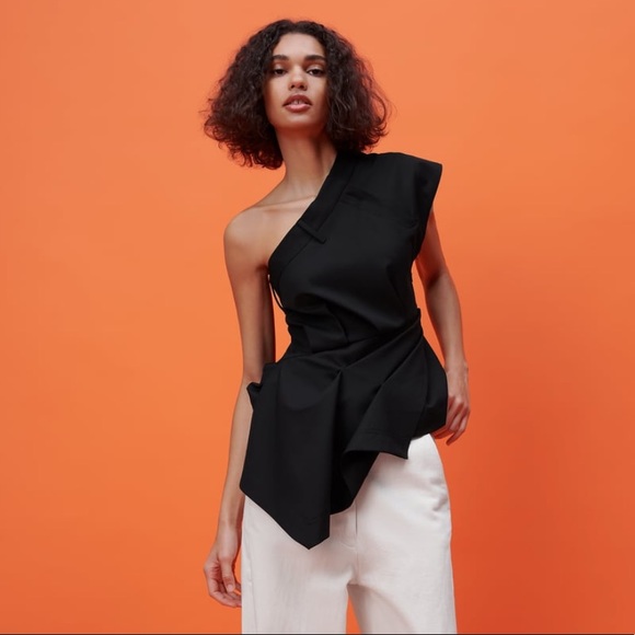 Zara Tops - ZARA Asymmetric Black Top